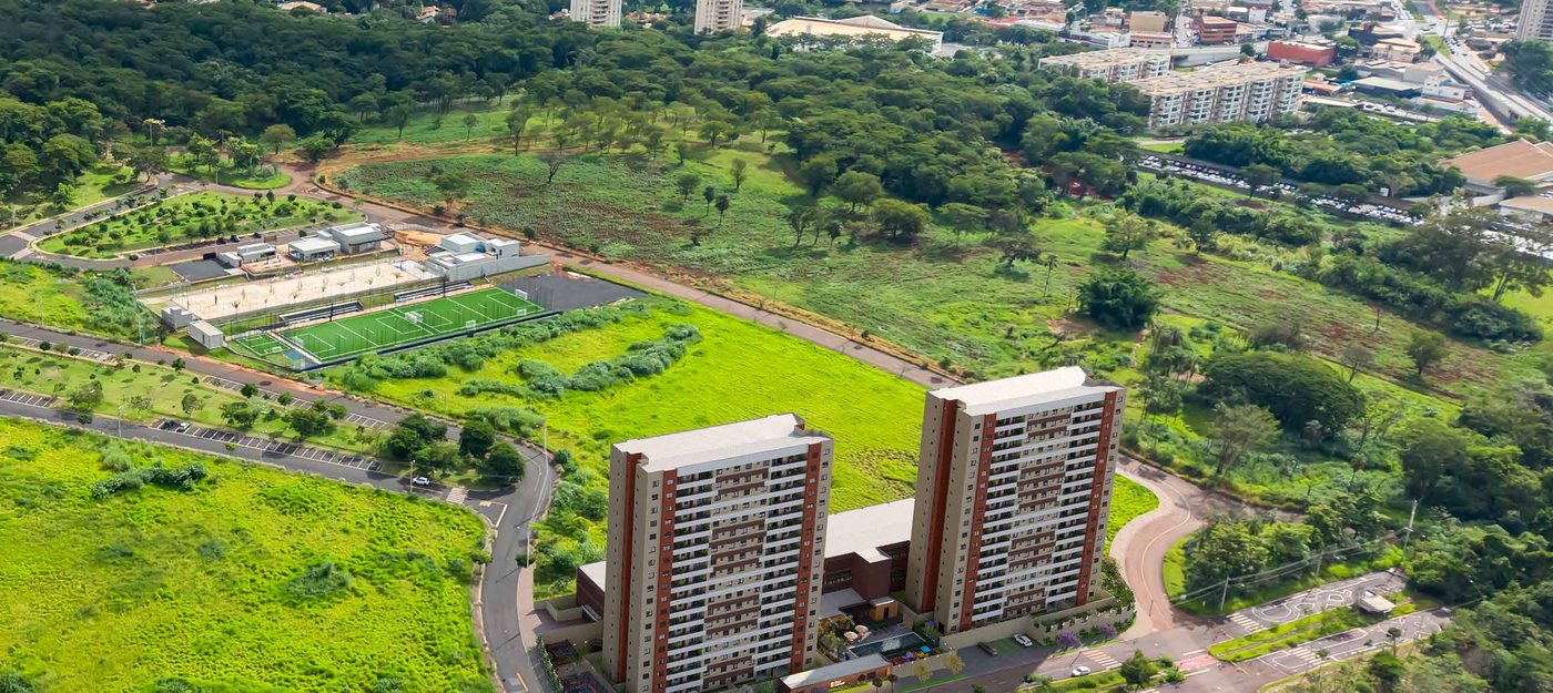 Vista aérea do Alma Panamby ao lado do Parque Curupira